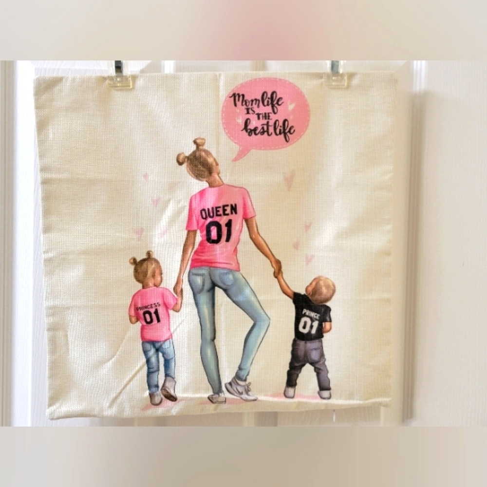 NWOT Mom Life is the best life Mother Daughter Son Print Art Pillowcase 17"x 17"